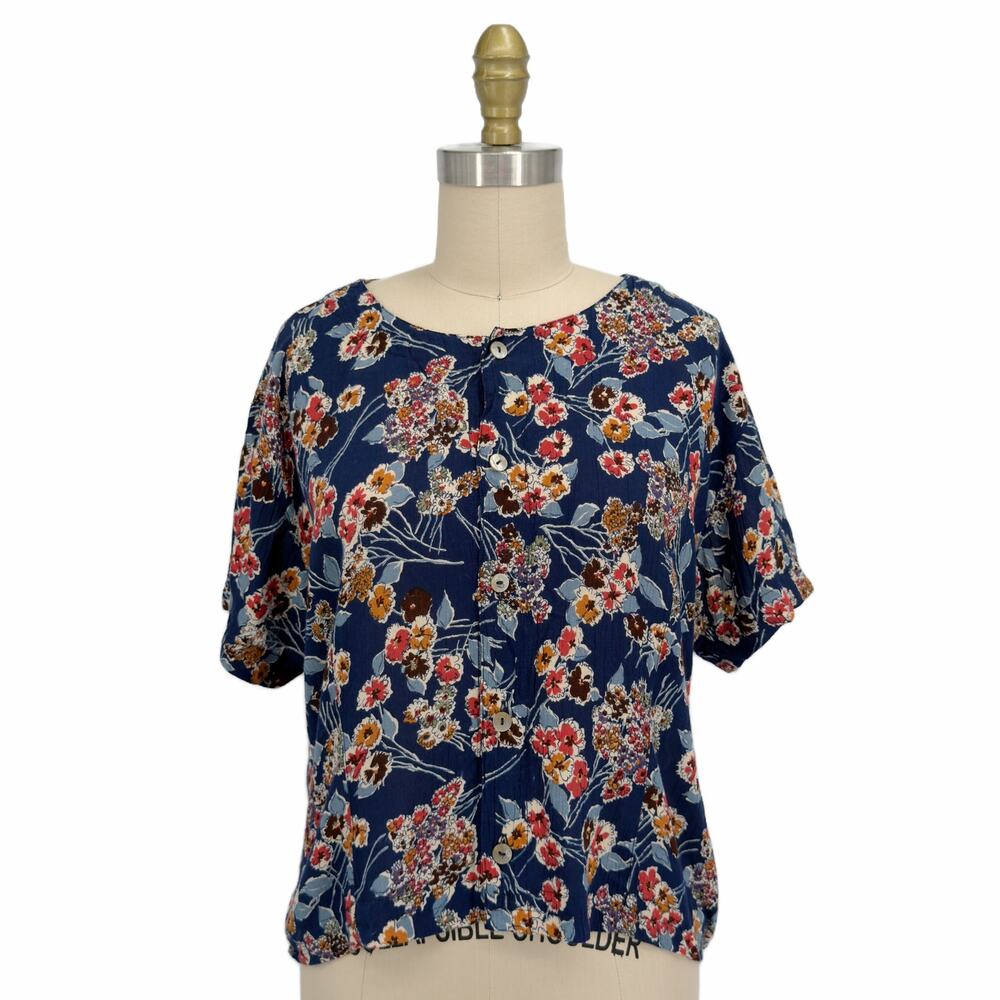 Vintage LizWear Liz Claiborne Floral Button Front Blouse Small Crop Top